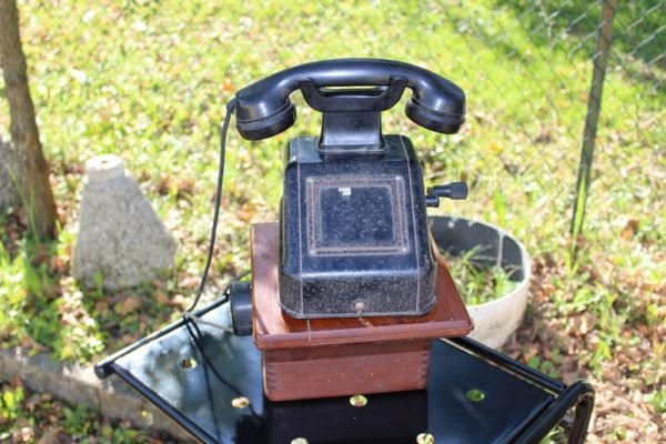 Telefono vintage - immagine 3