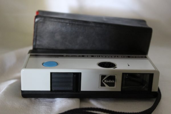 Macchina fotografica KODAK Instamatic 92 camera - pellicola 110 - immagine 2