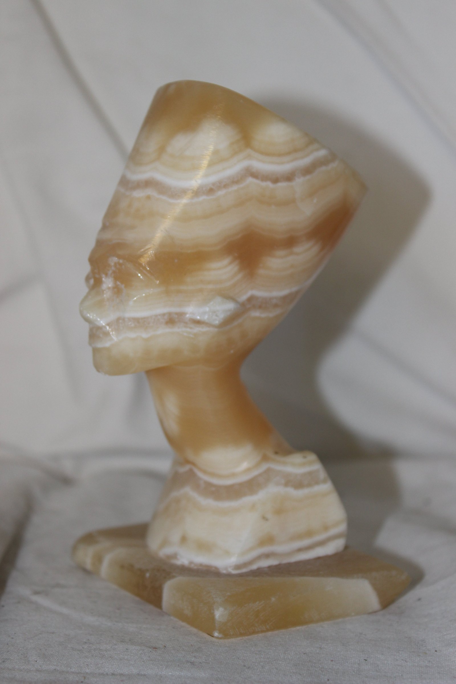 Busto di Nefertiti