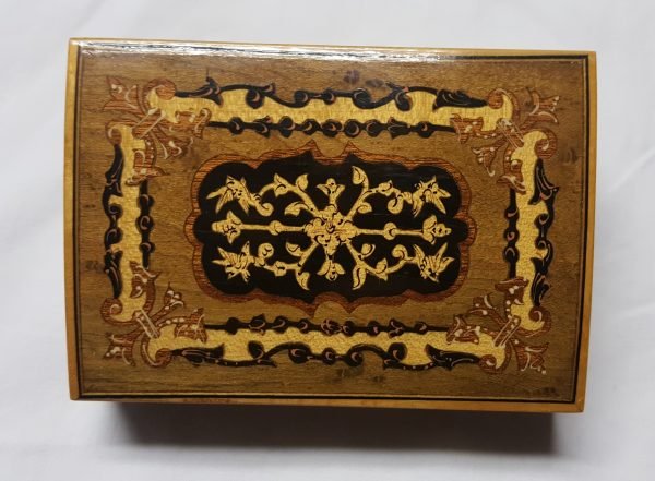 Scatola portagioie in legno - fatto a mano. - immagine 5