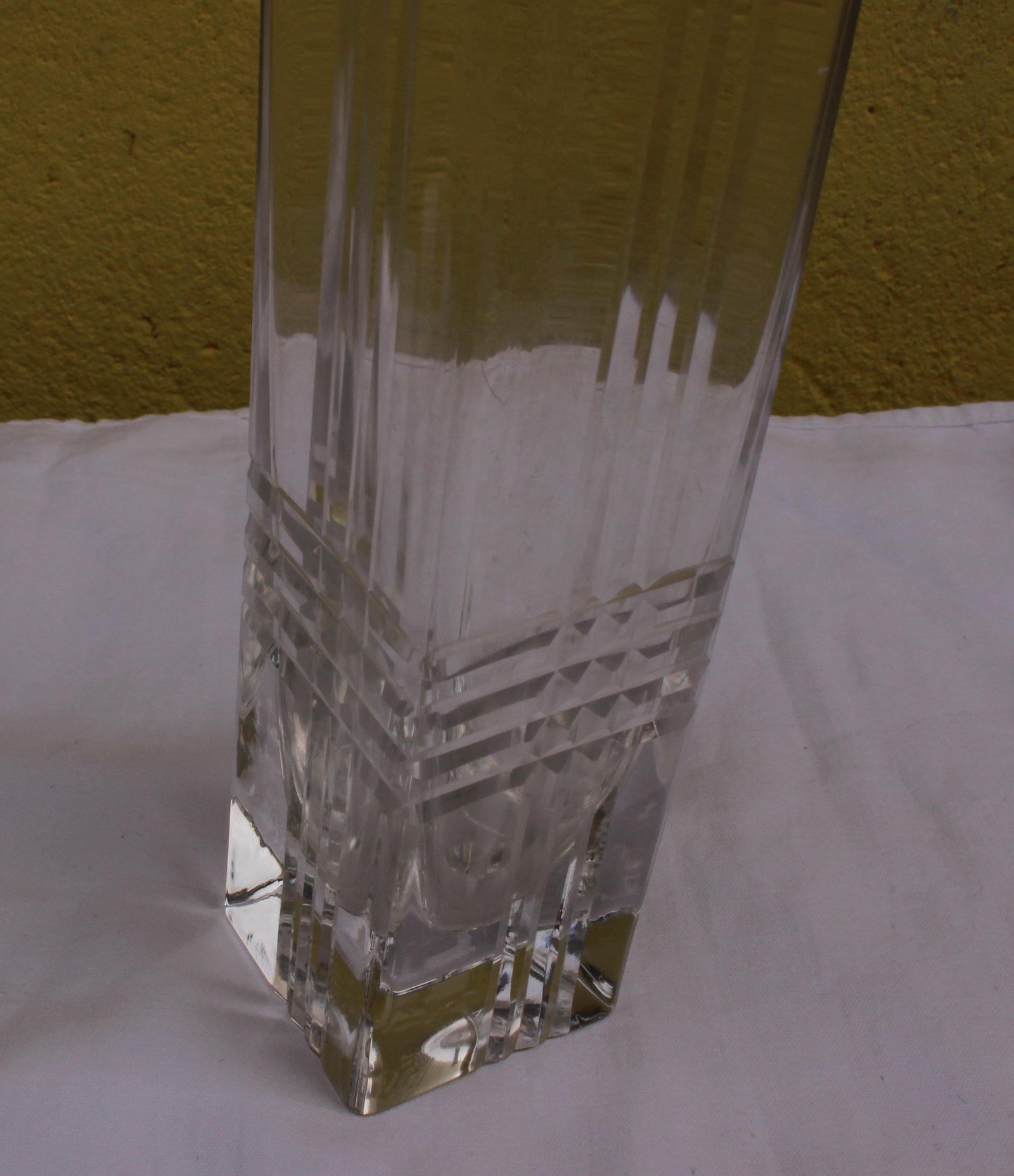 Vaso decorativo in vetro - immagine 2