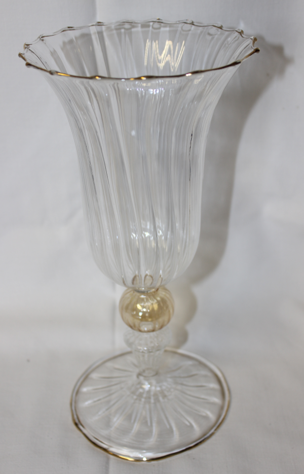 Vaso decorativo in vetro, fatto a mano.