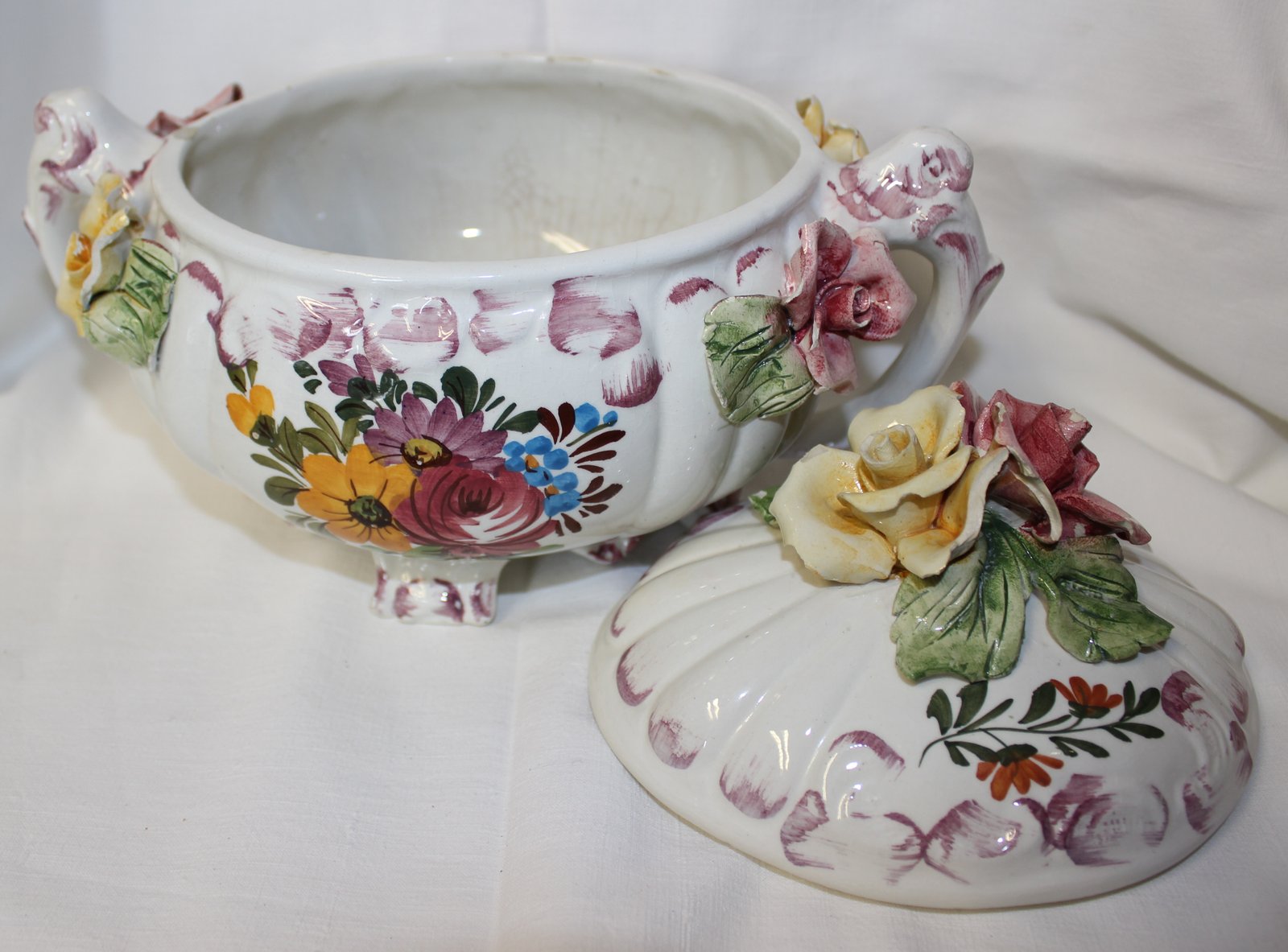 Portagioie di ceramica decorativo - fatto a mano. - immagine 2