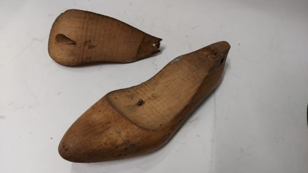 Forma per scarpa sinistra in legno - immagine 4