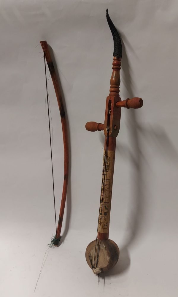 Rebab con archetto