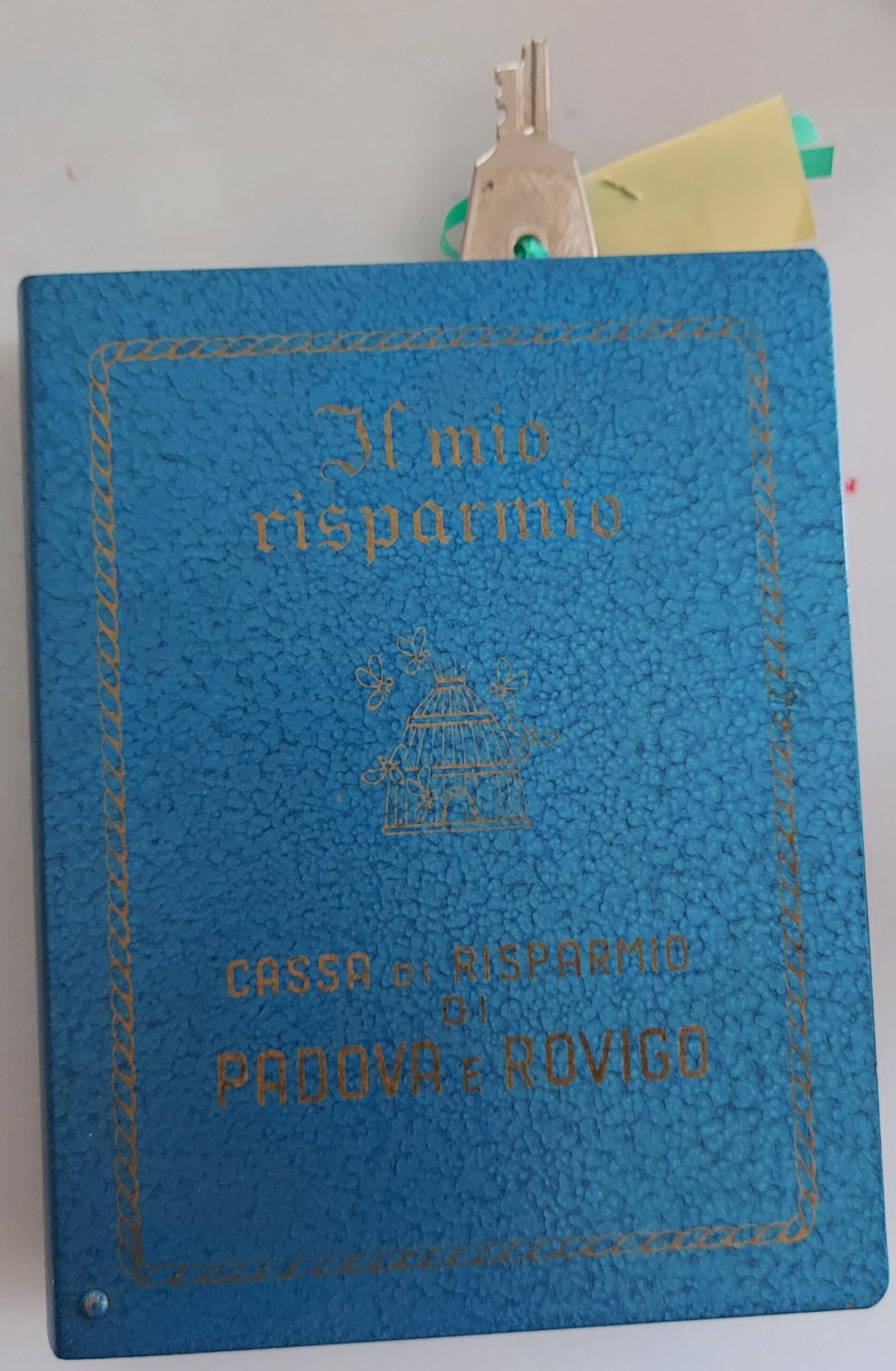 Salvadanaio a libro