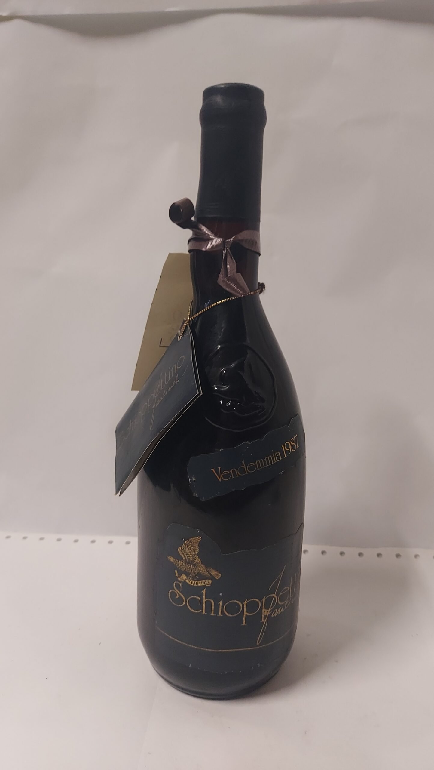 Bottiglia di vino "Schioppettino"