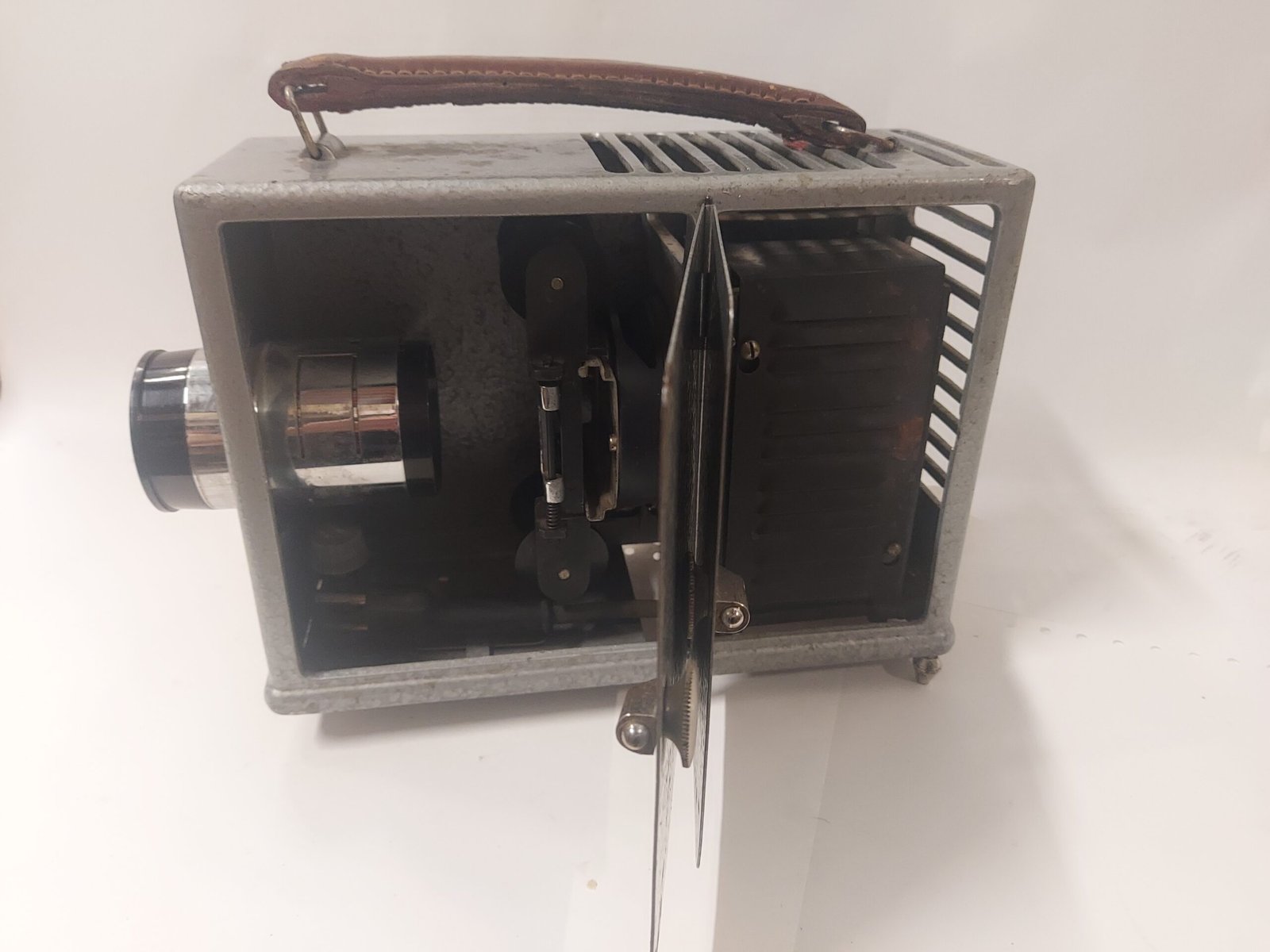 Proiettore vintage Iris con valigetta - immagine 3