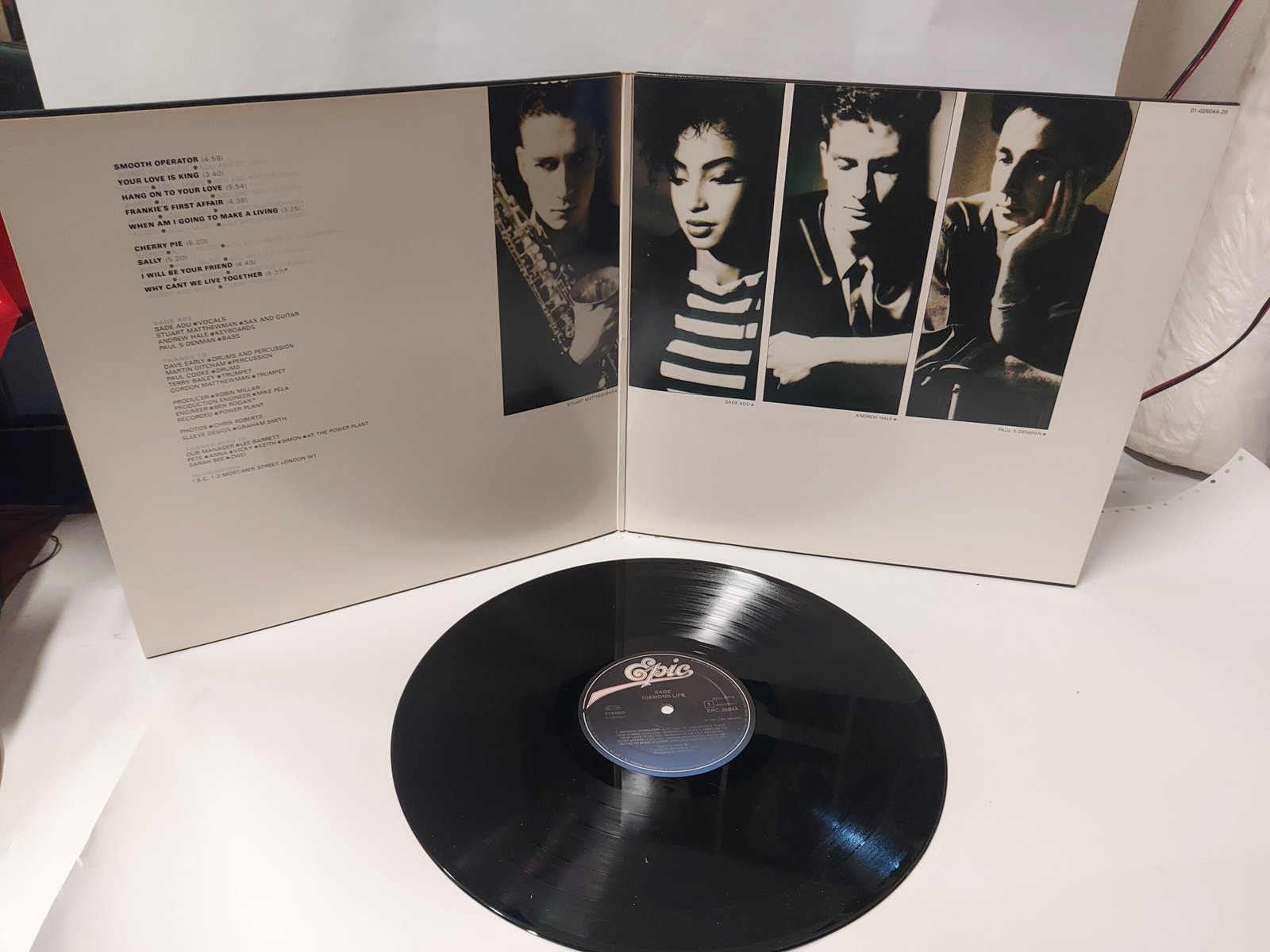 Vinile - Sade "Diamond Life" - immagine 2