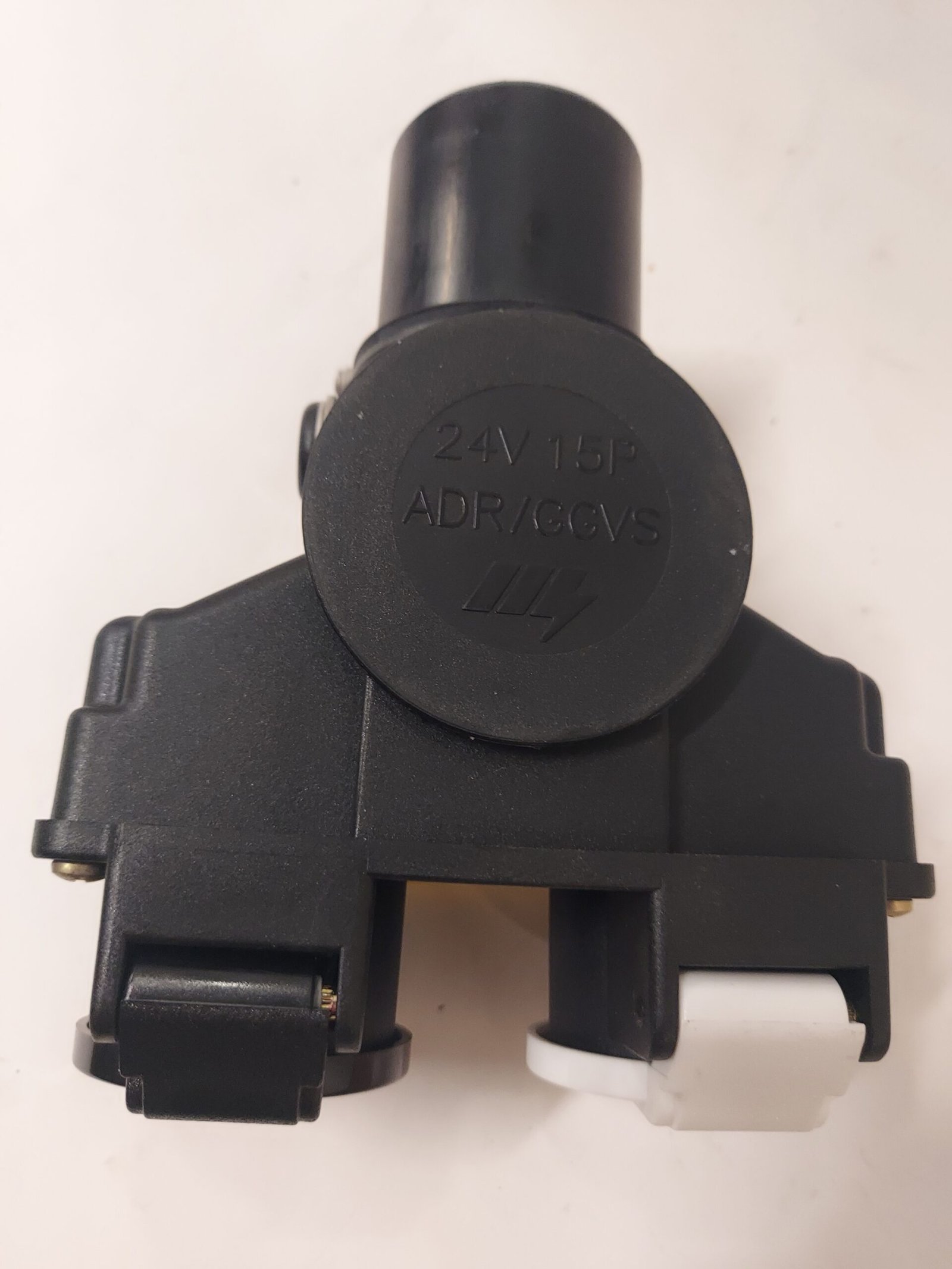 Adattatore Menber's per veicoli industriali a 24V